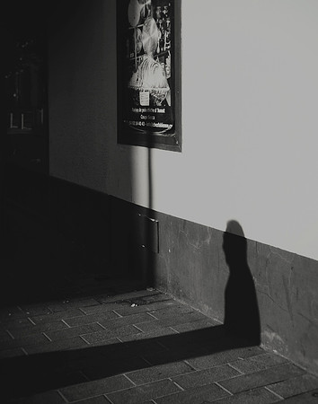 Shadow Figure, Menton, FR.